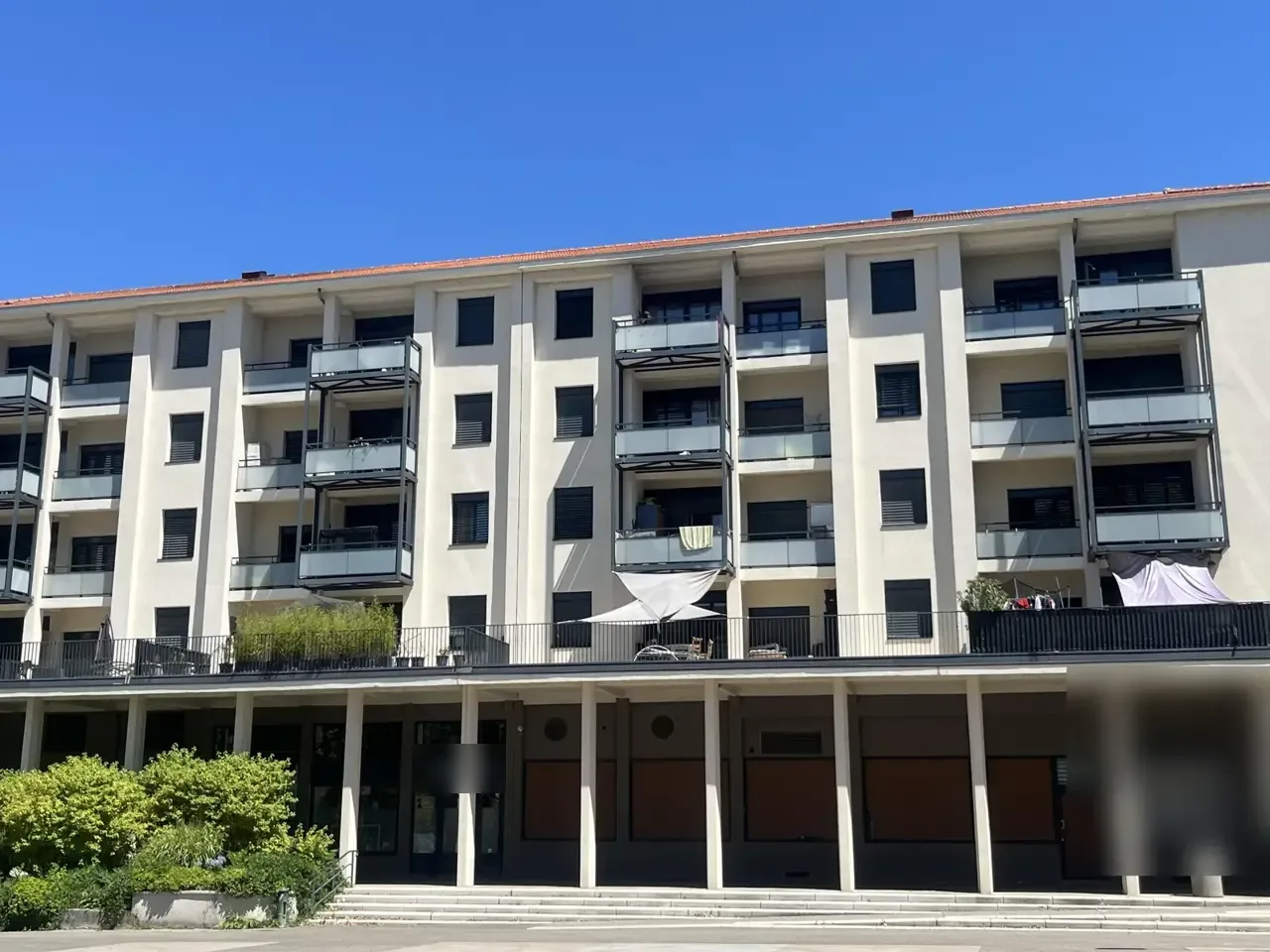 Résidence de plusieurs étages après rénovation